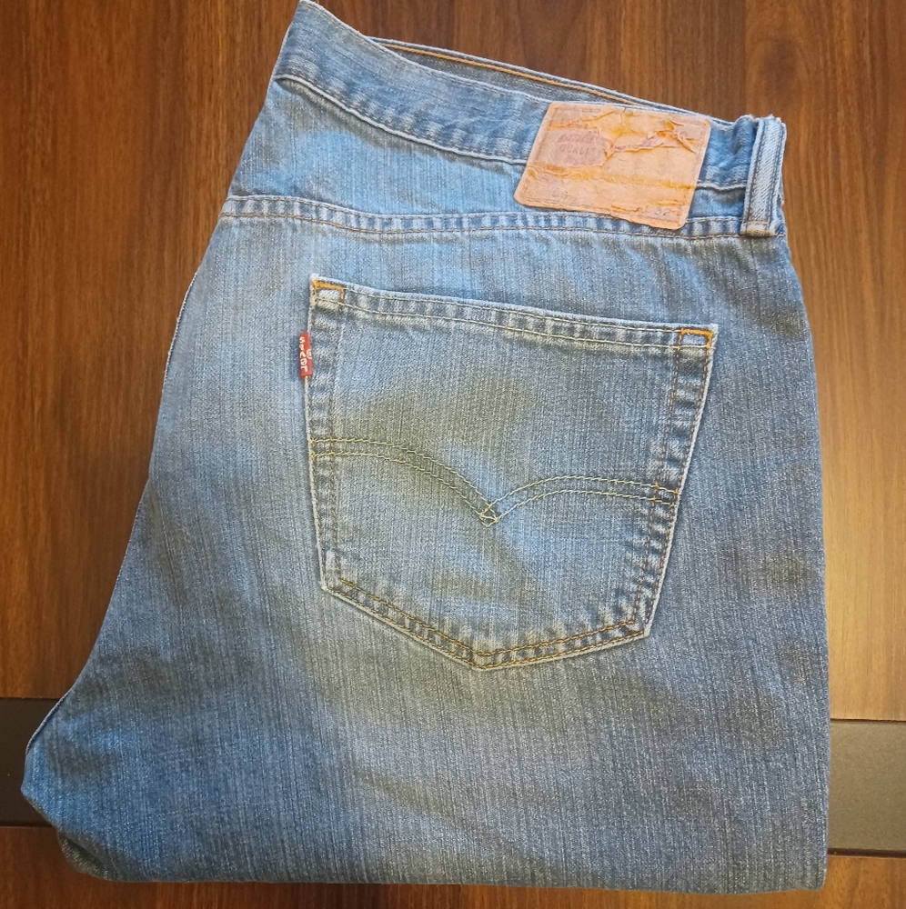 Levi's Classic Straight Men's Jeans in Blue